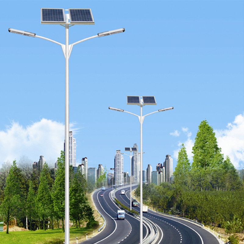 Solar Dual-Arm Streetlight
